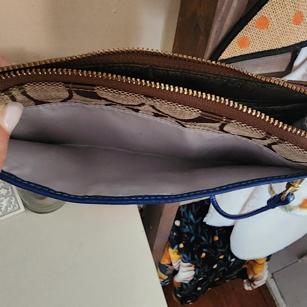 Coach Wristlet Vintage - Picture 8 of 11